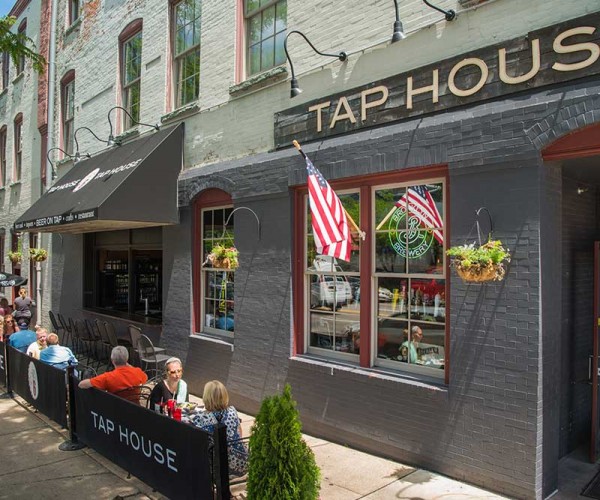 U Pick 6 Tap House U Pick 6